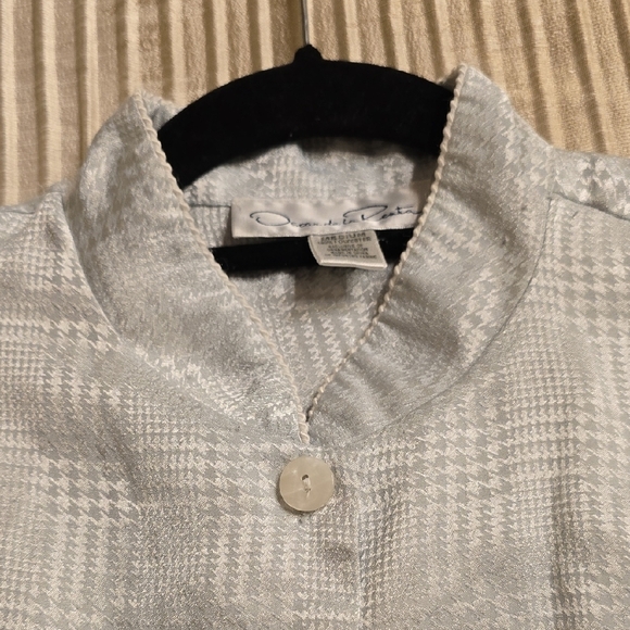 Oscar de la Renta Light Gray Pajama Top - Picture 10 of 16